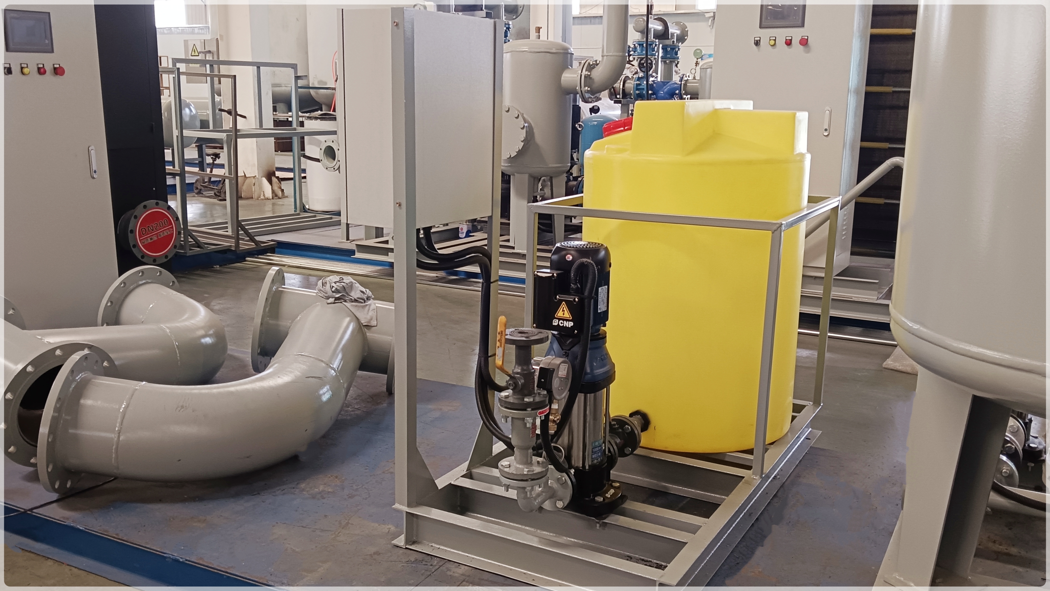 Figure 6- Ethylene glycol supplement device Figure 6- Dispositif de supplément de l'éthylène glycol